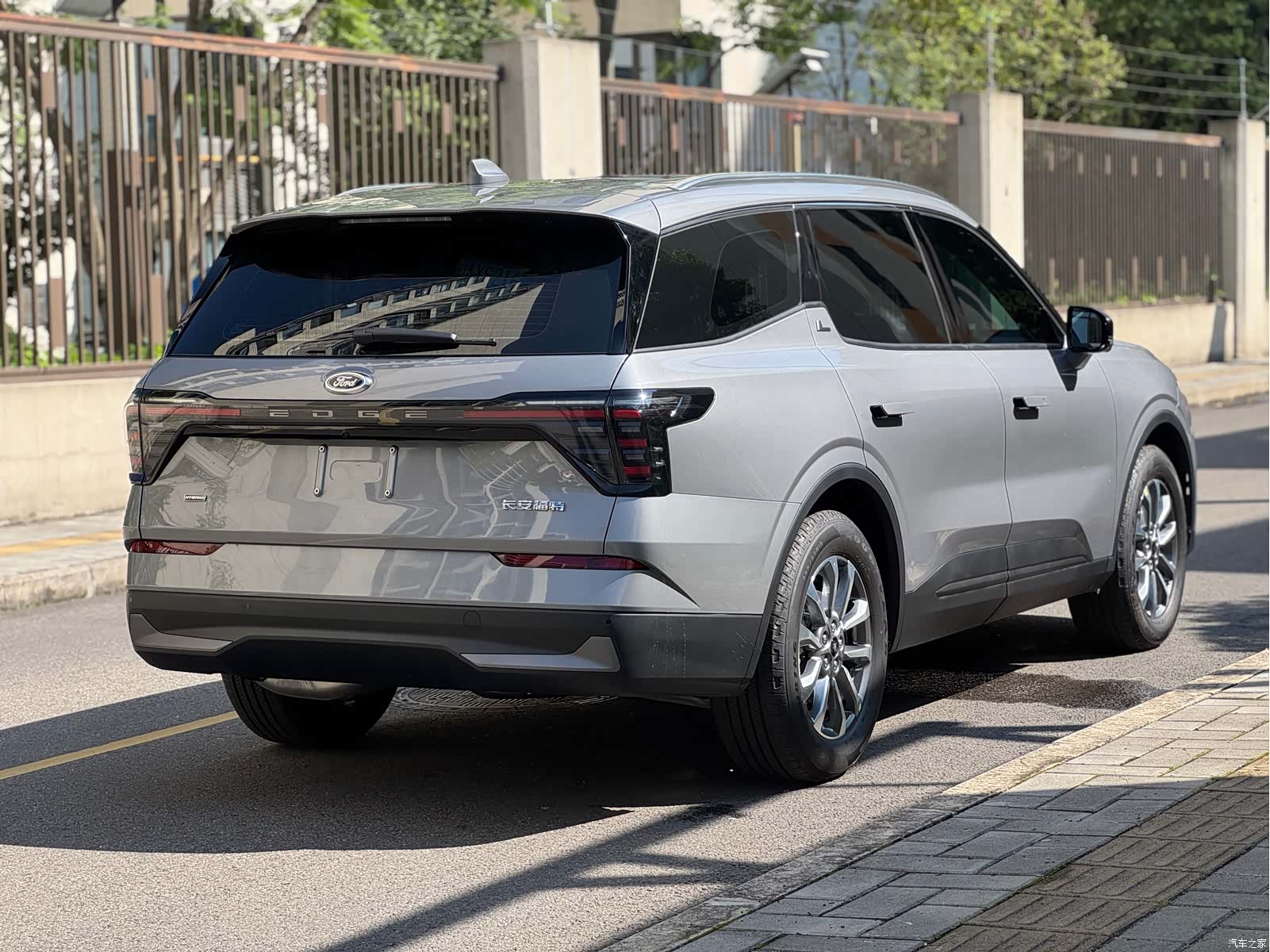 Ford Edge L, 2026 8
