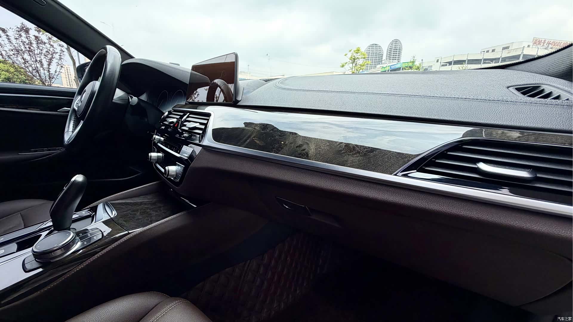 BMW 5 Series, 2019 13