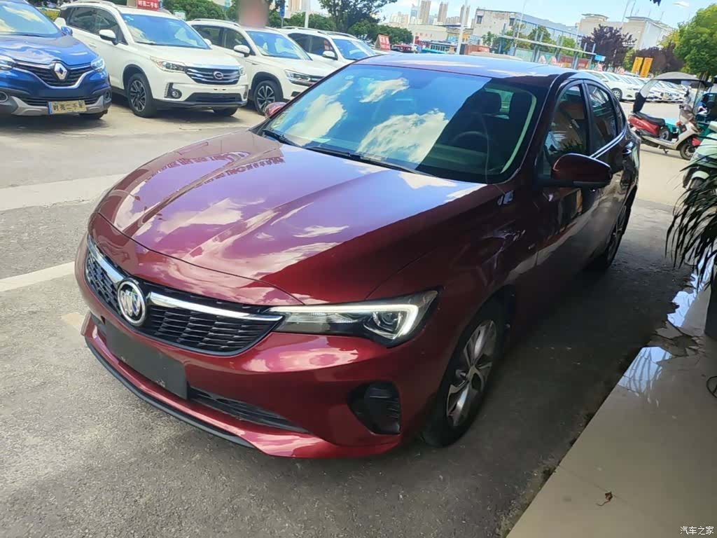 Buick Verano, 2022 2