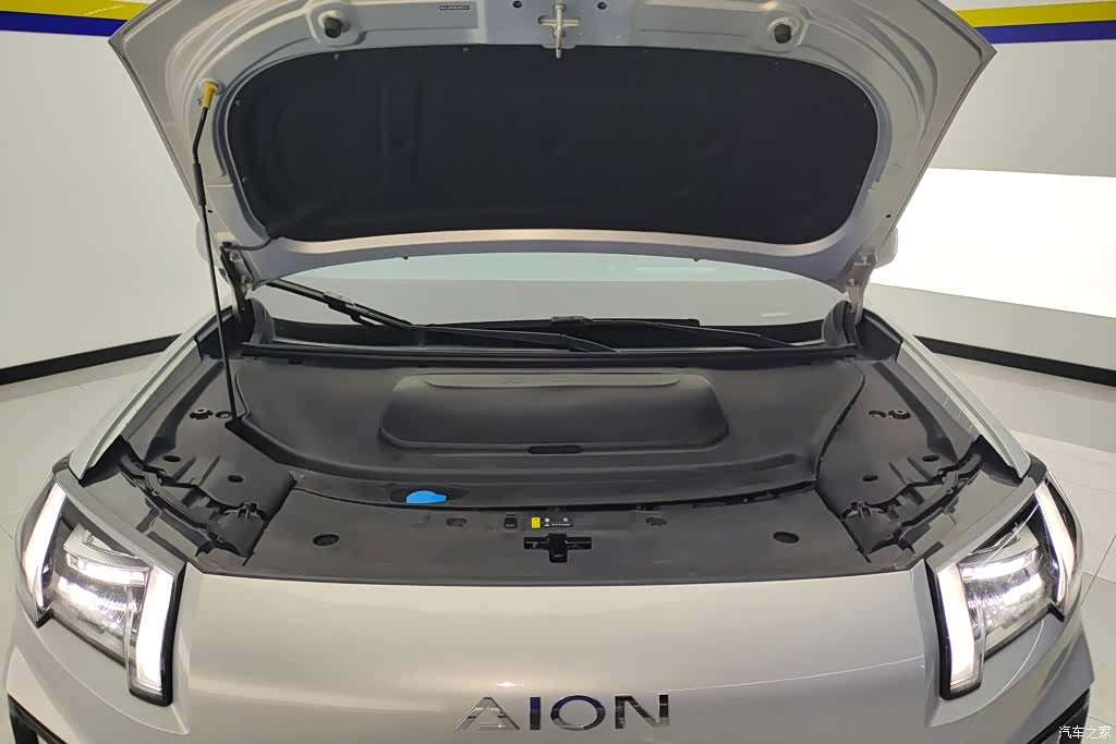 Aion V, 2025 10
