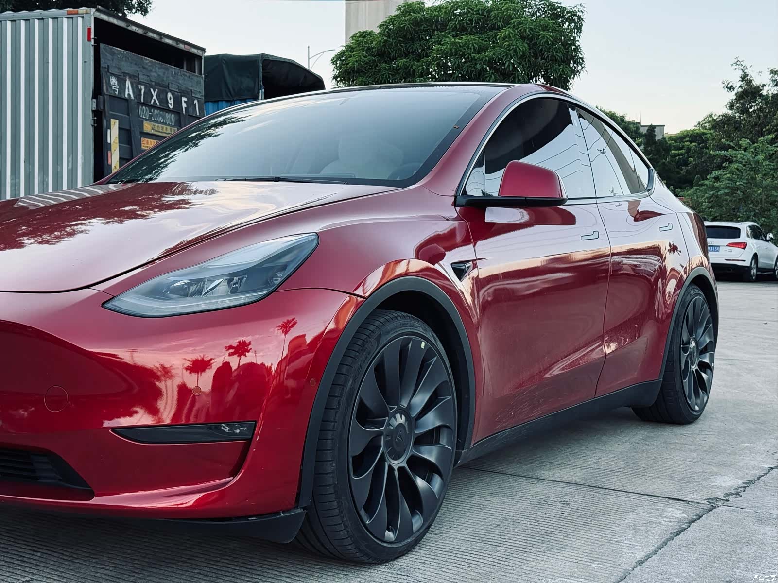 Tesla Model Y, 2022 10
