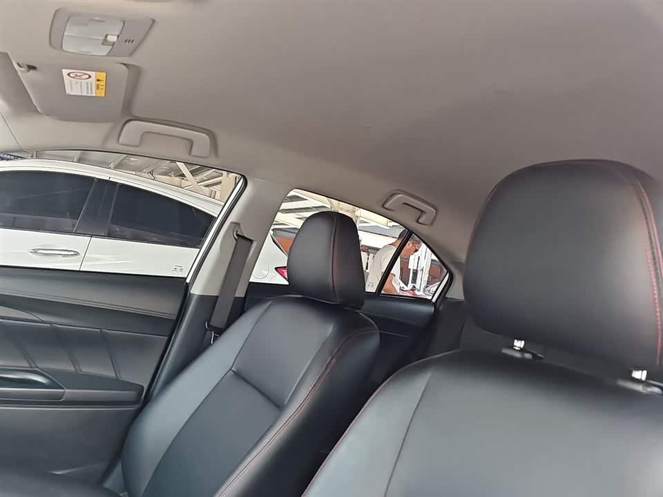 Toyota YARiS L to enjoy Toyota YARiS L to enjoy