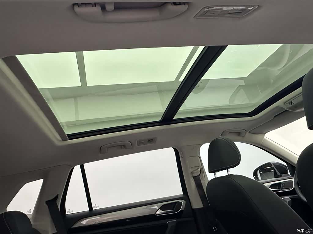 Volkswagen Tayron, 2022 23