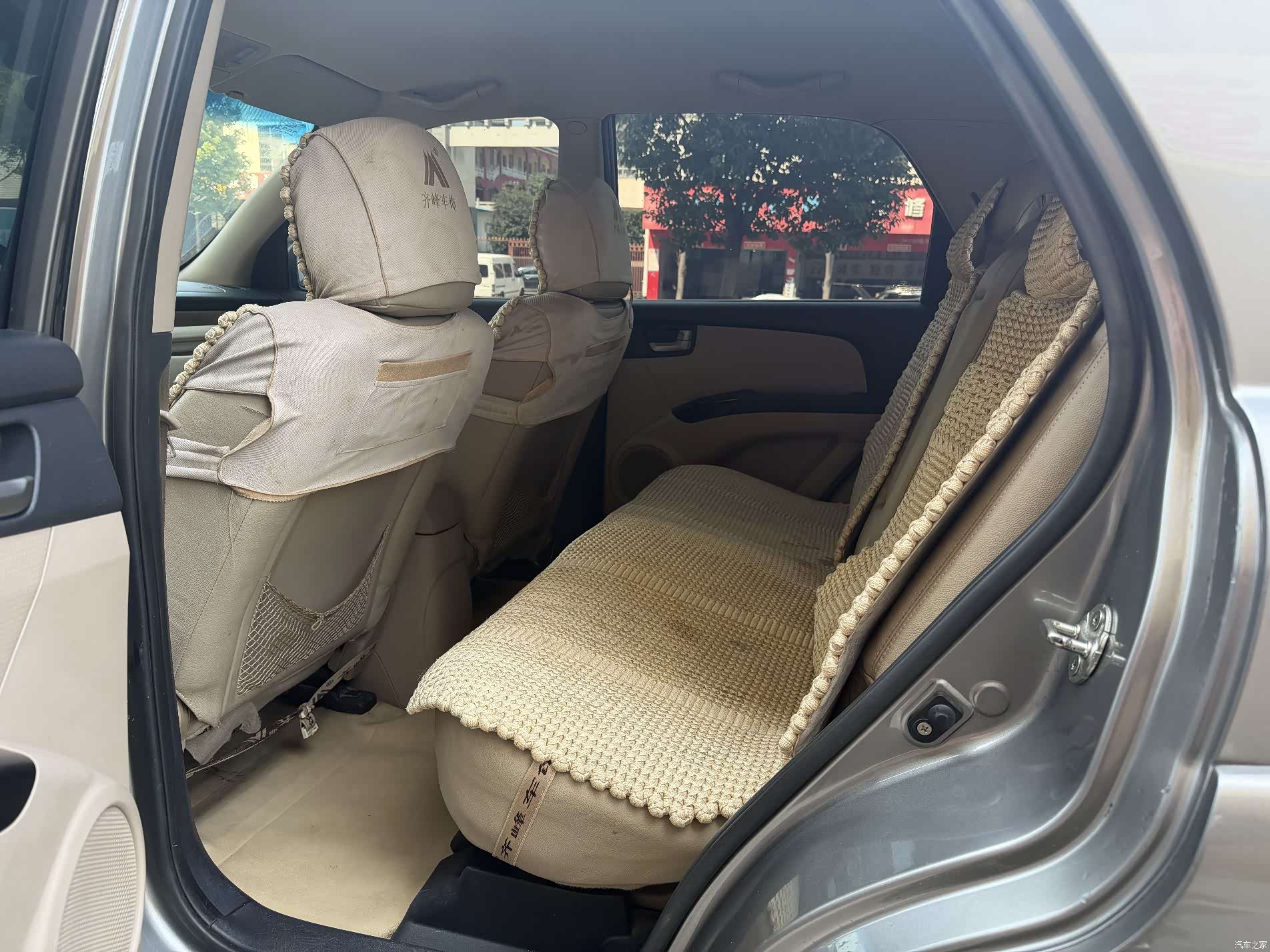 Kia GL, 2013 9