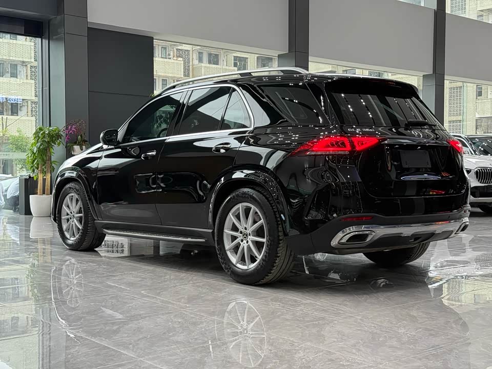 Mercedes-Benz GLE Mercedes-Benz GLE