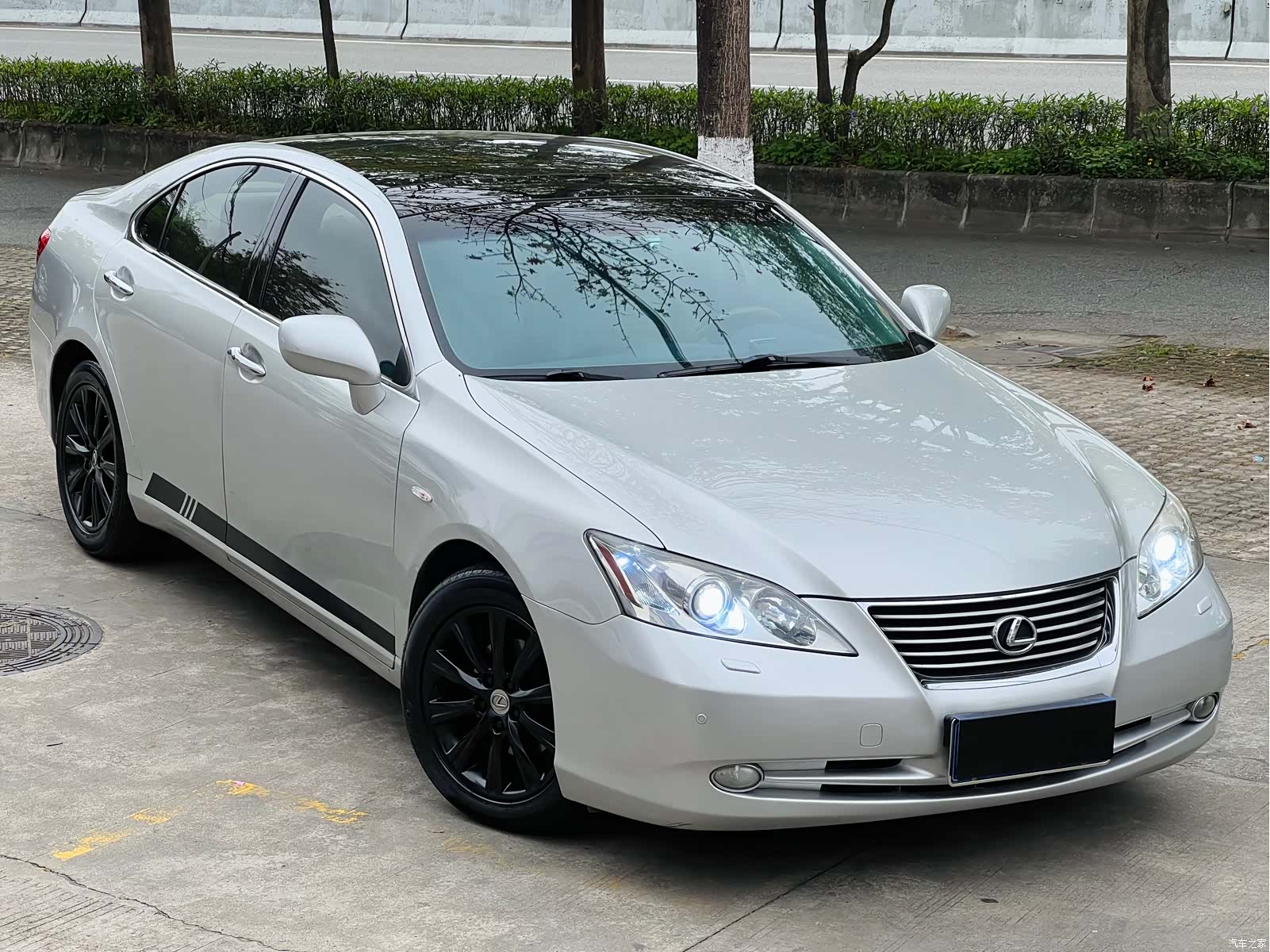 Lexus ES, 2008 3