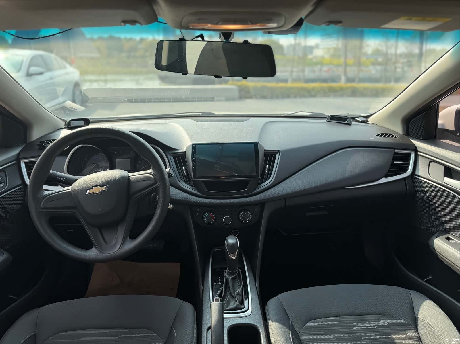 Chevrolet 320, 2019 10