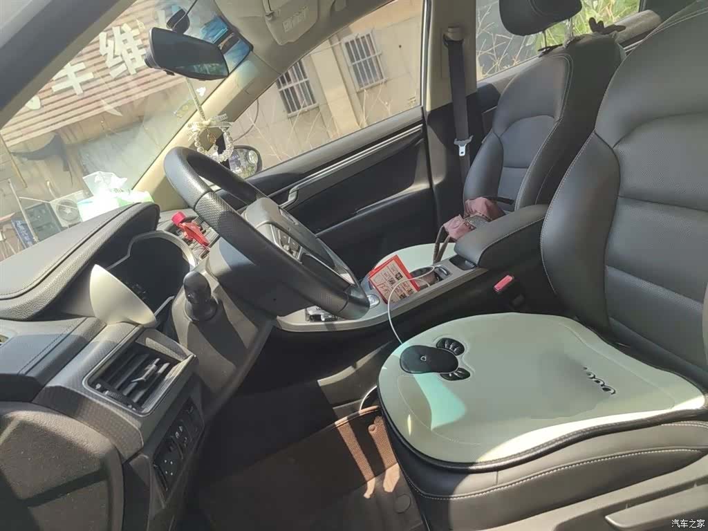 Geely Emgrand, 2017 8