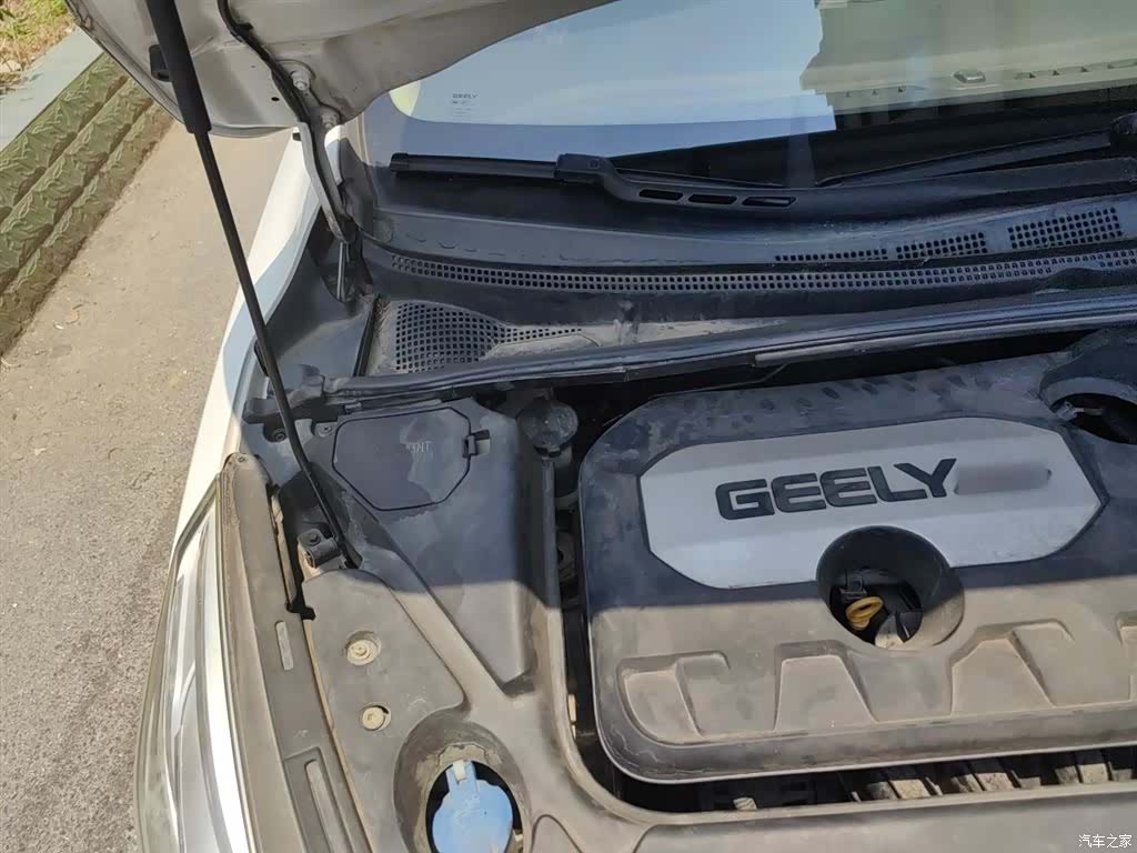 Geely Emgrand, 2017 21