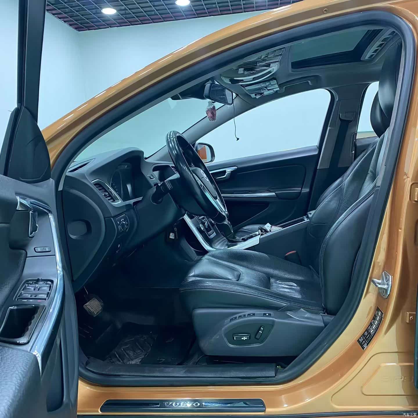 Volvo S60, 2014 4