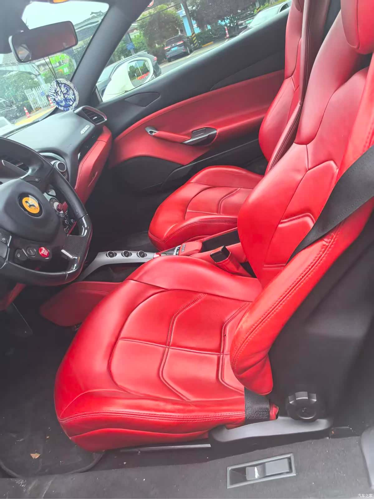 Ferrari 488, 2020 6