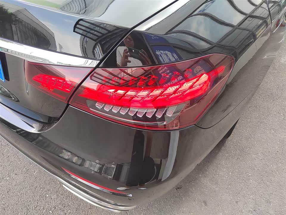 Mercedes-Benz E-class Mercedes-Benz E-class