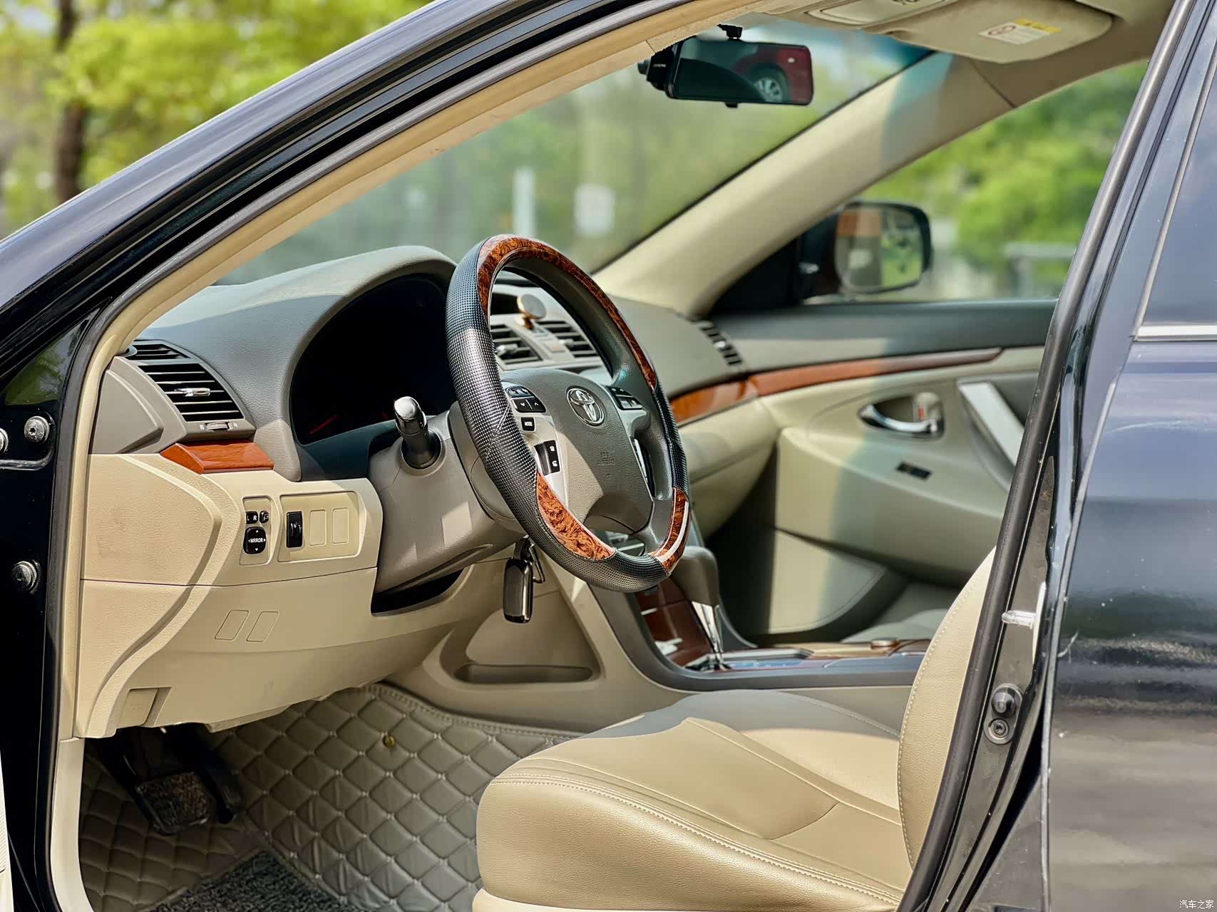 Toyota Camry, 2014 4