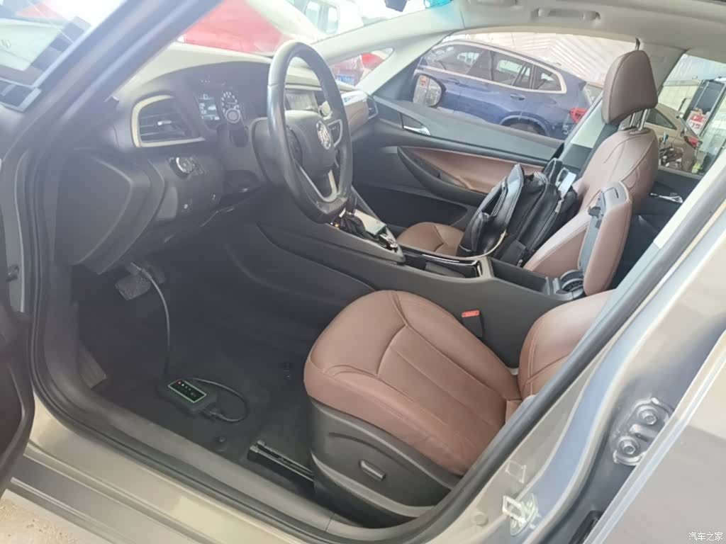 Buick GL6, 2019 11