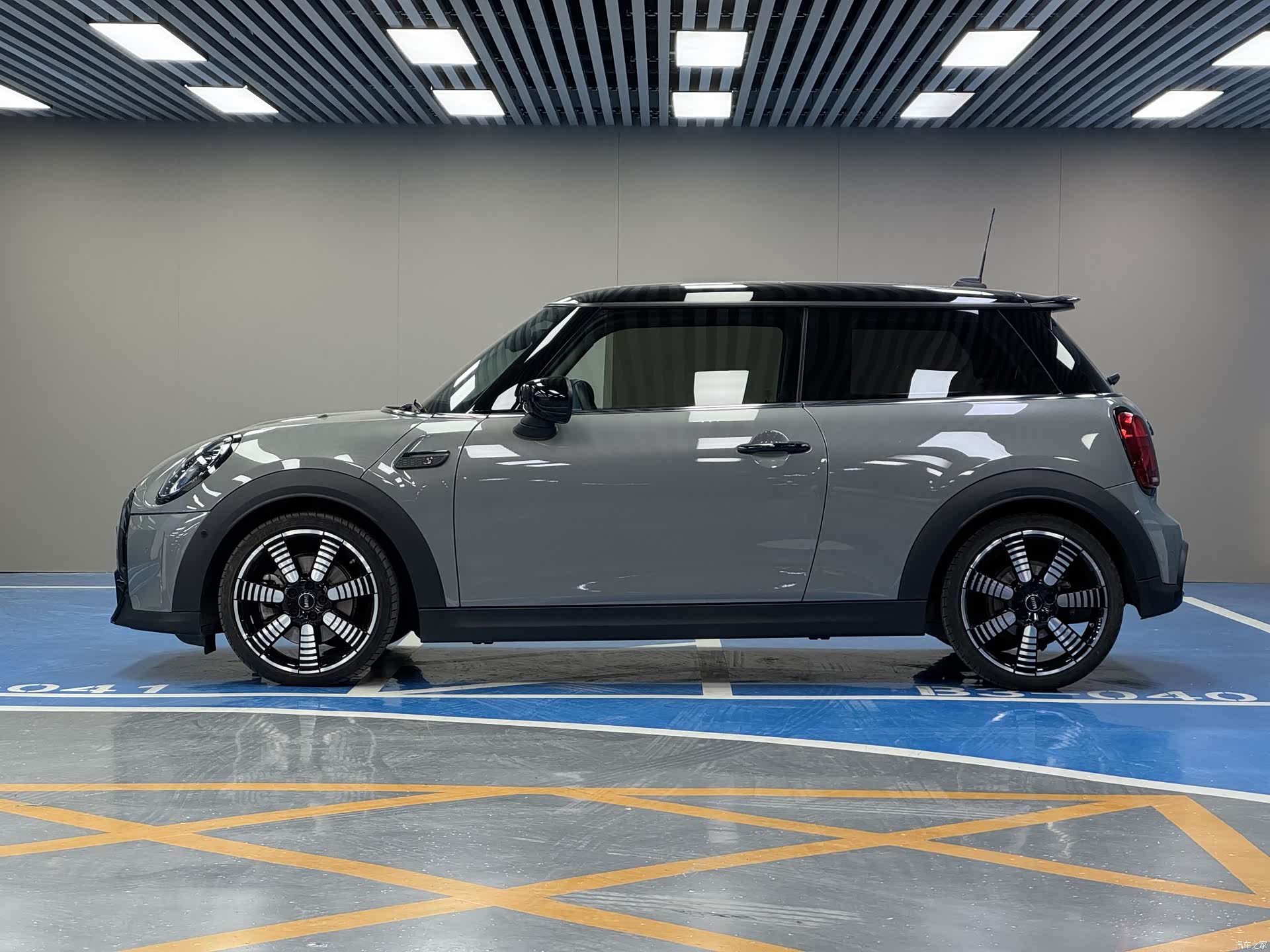 Mini Cooper, 2023 2