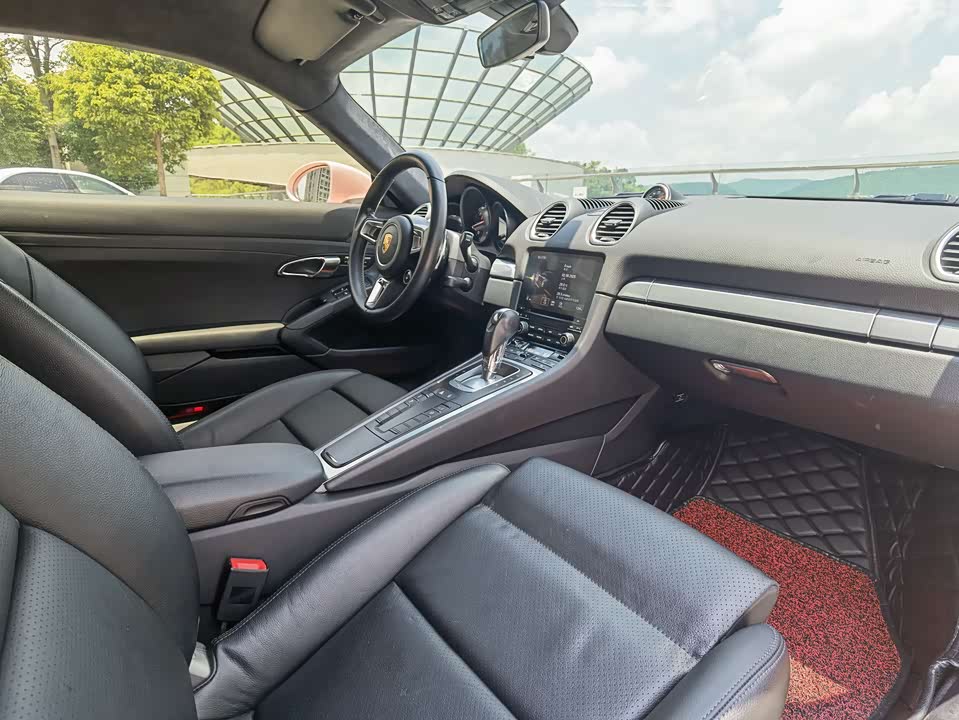 Porsche 718