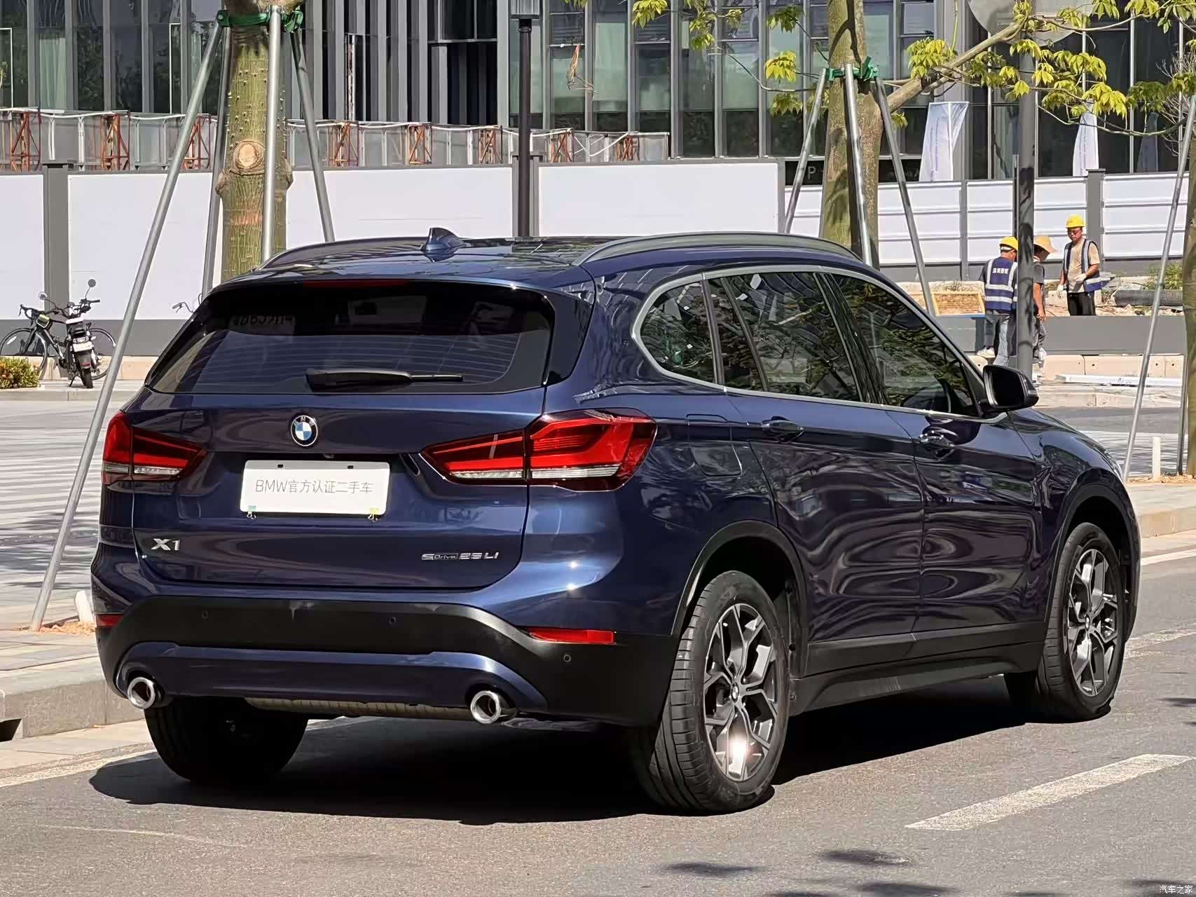 BMW X1, 2021 все фото