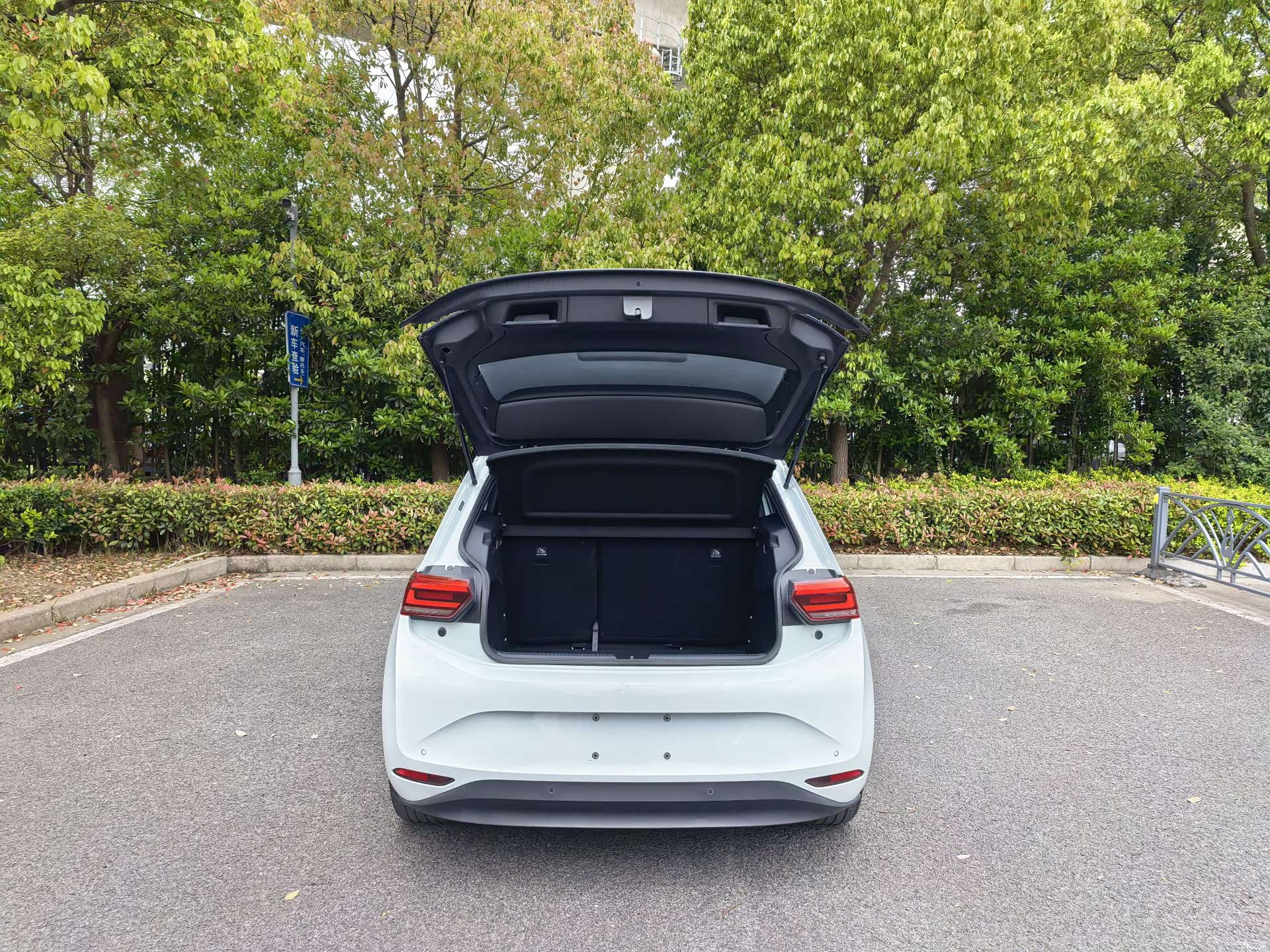 Volkswagen ID.3, 2023 18