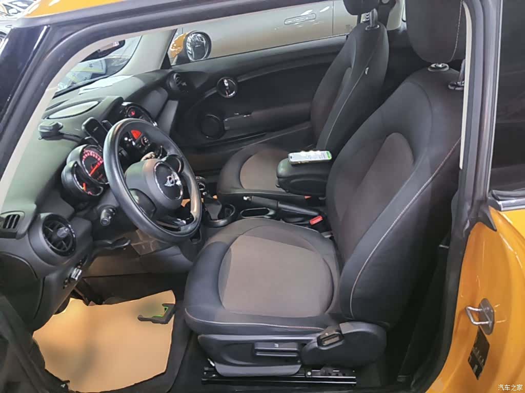Mini ONE, 2015 15