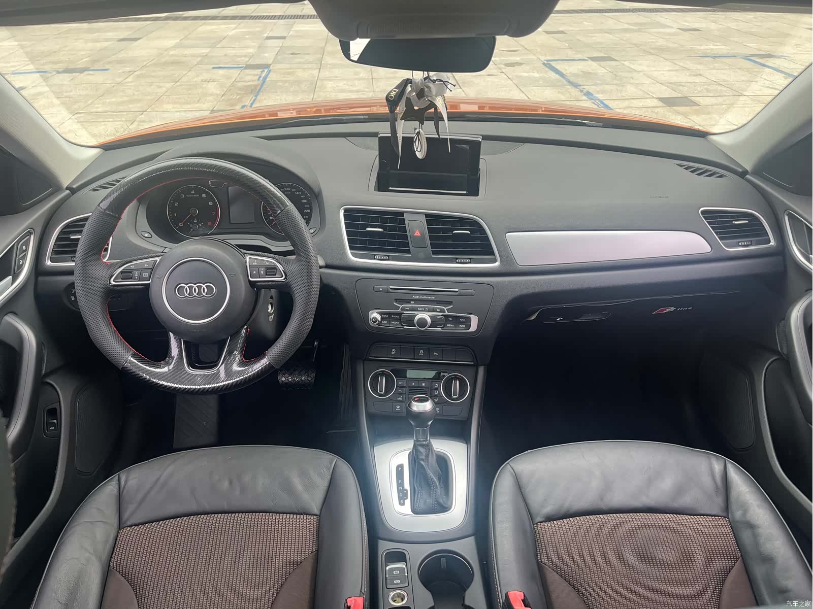Audi Q3, 2018 11