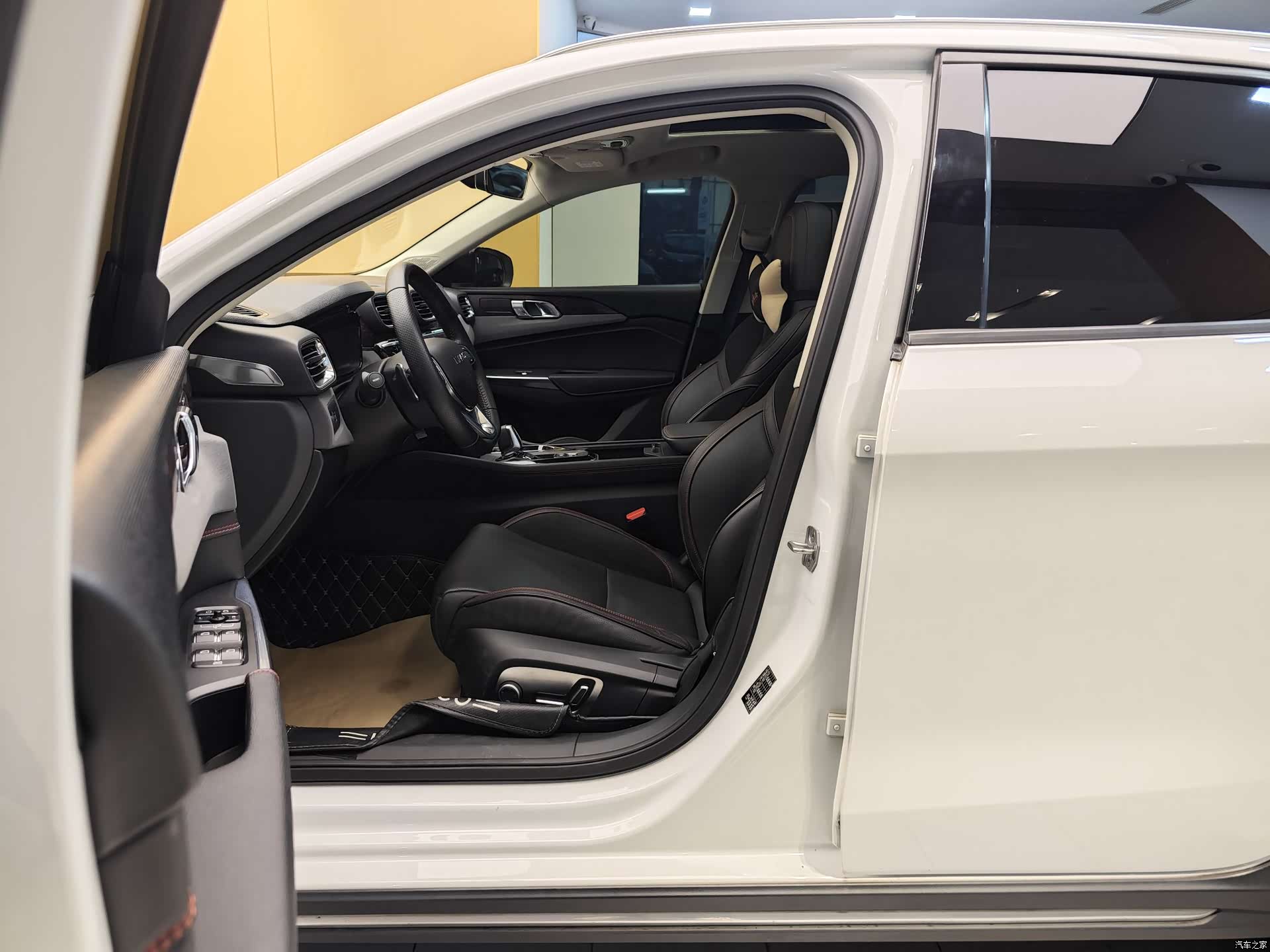Lynk & Co 01, 2019 13