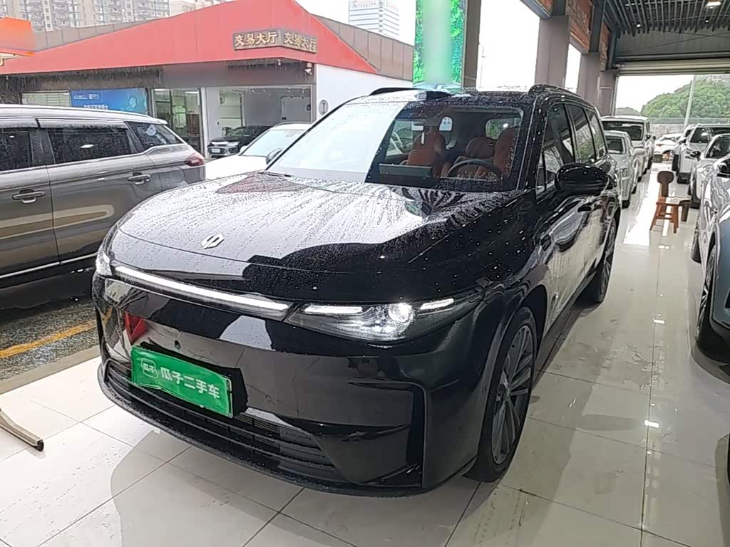 Leapmotor C16