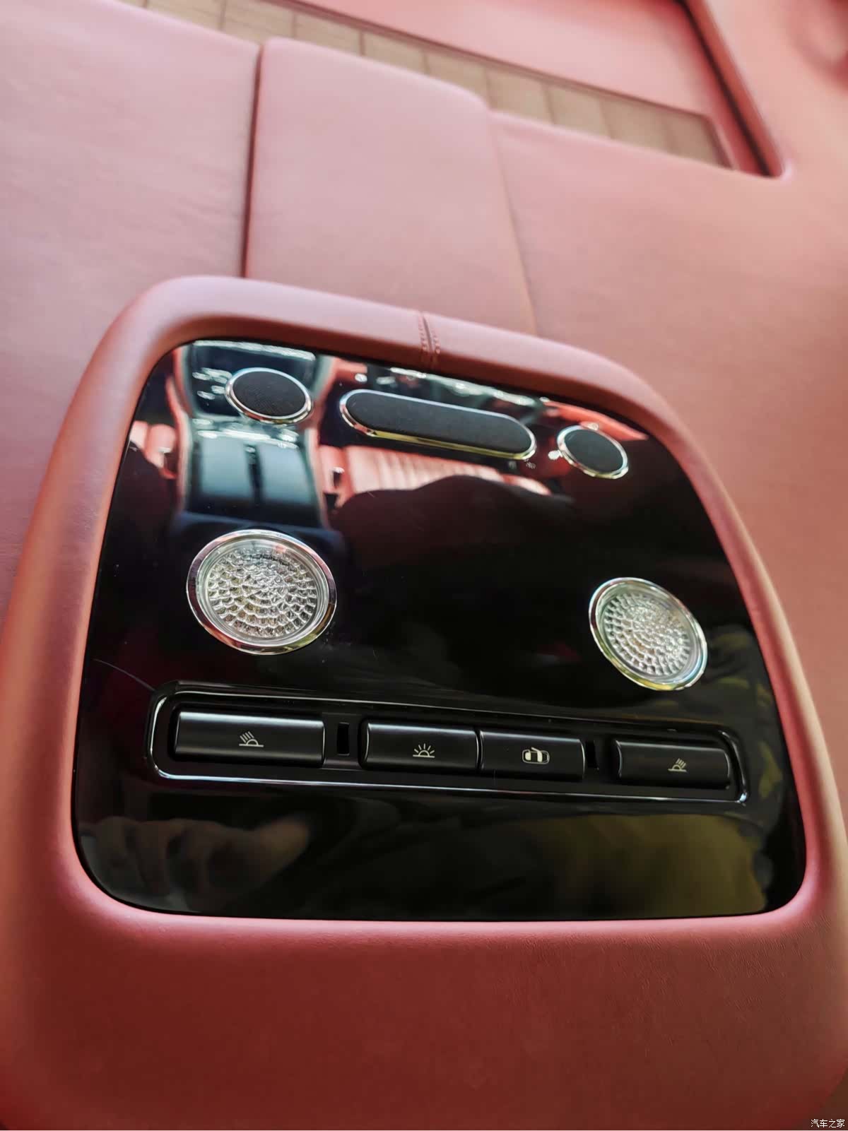 Bentley Flying Spur, 2018 13