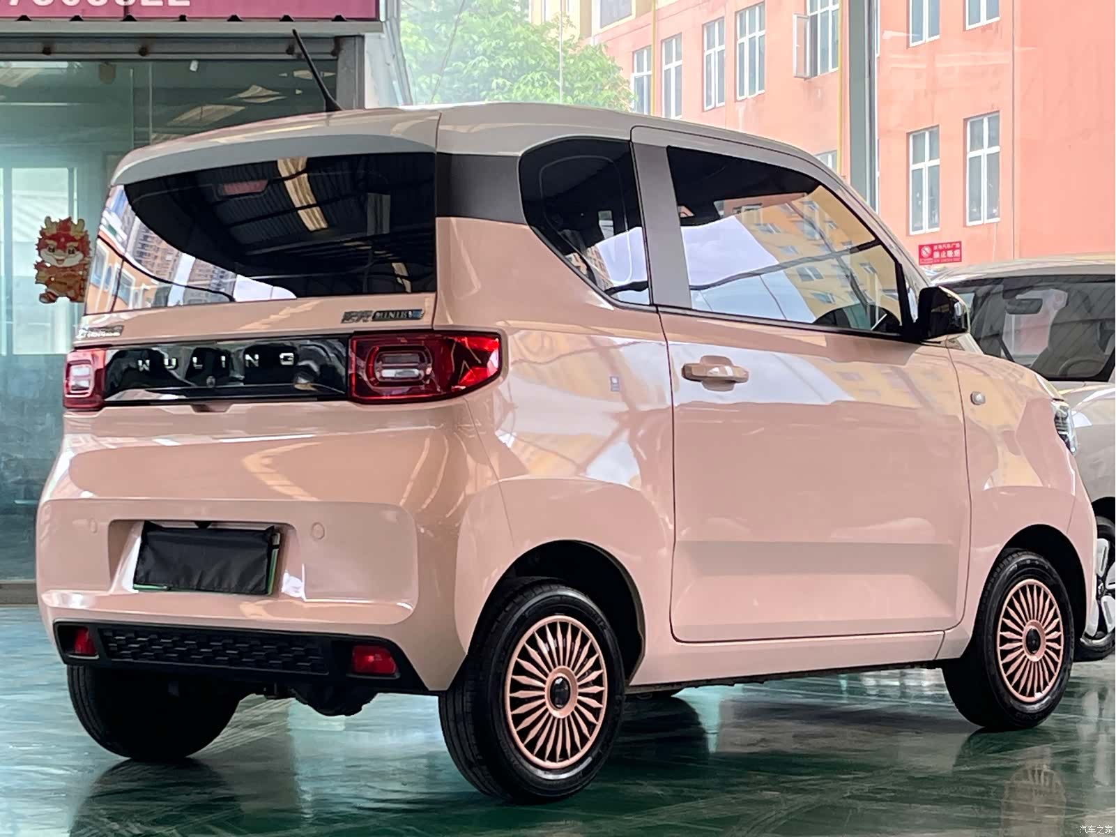 Wuling MINIEV, 2022 6