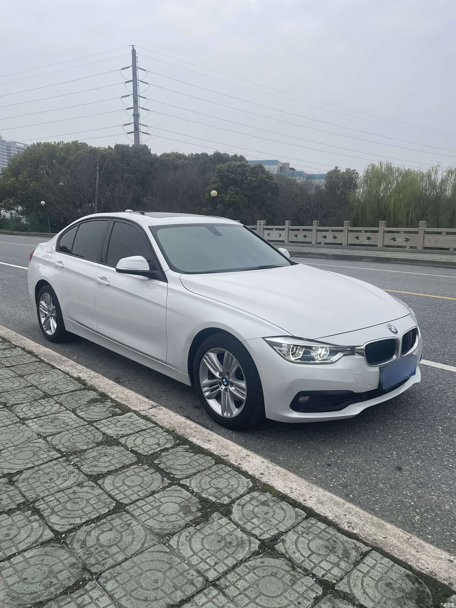 BMW 3 Series, 2018 все фото