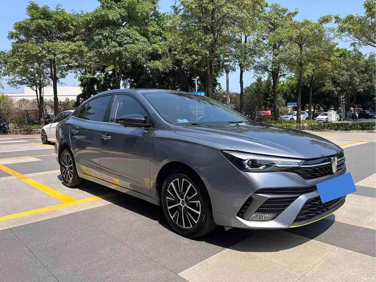 Roewe i5, 2021 3