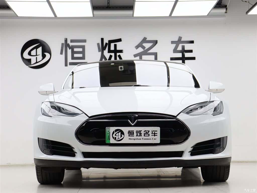 Tesla Model S, 2015 24
