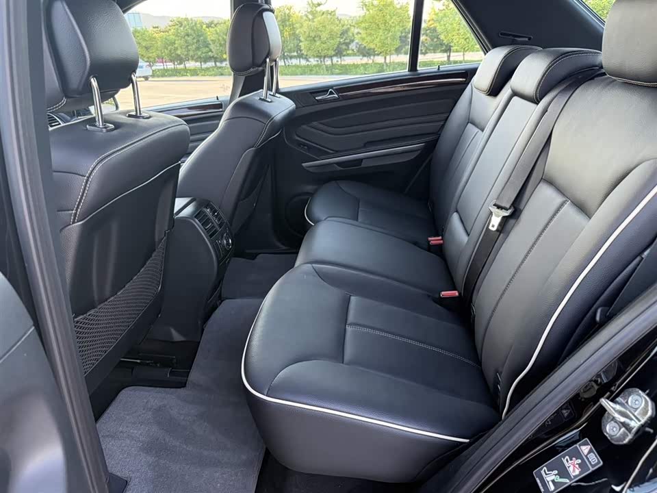 Mercedes-Benz M class