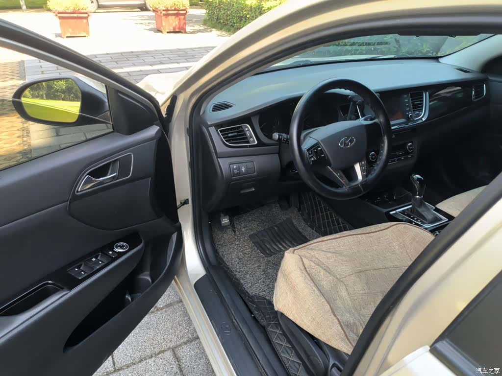 Hyundai GLS, 2016 13
