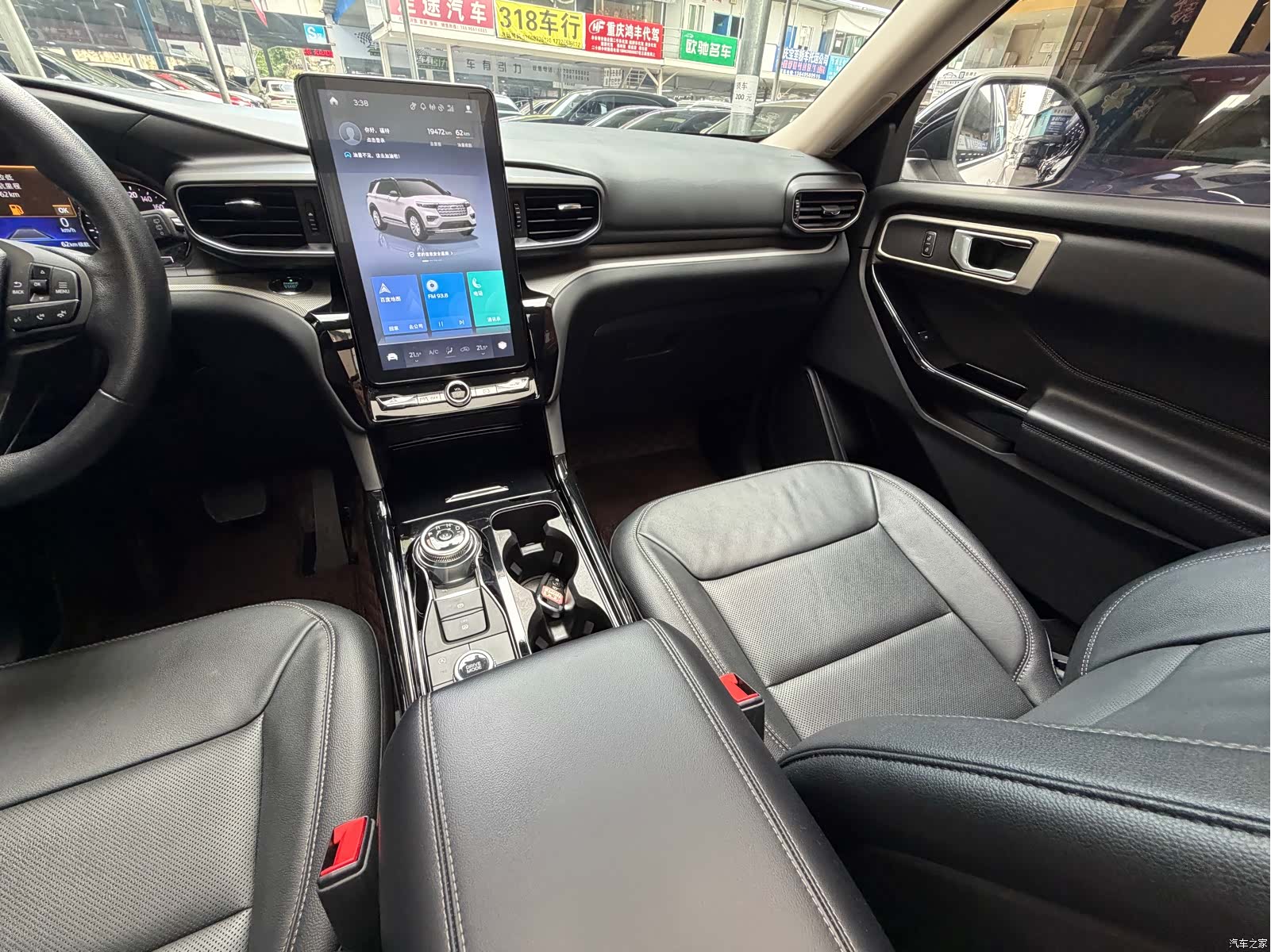 Ford Explorer, 2022 31
