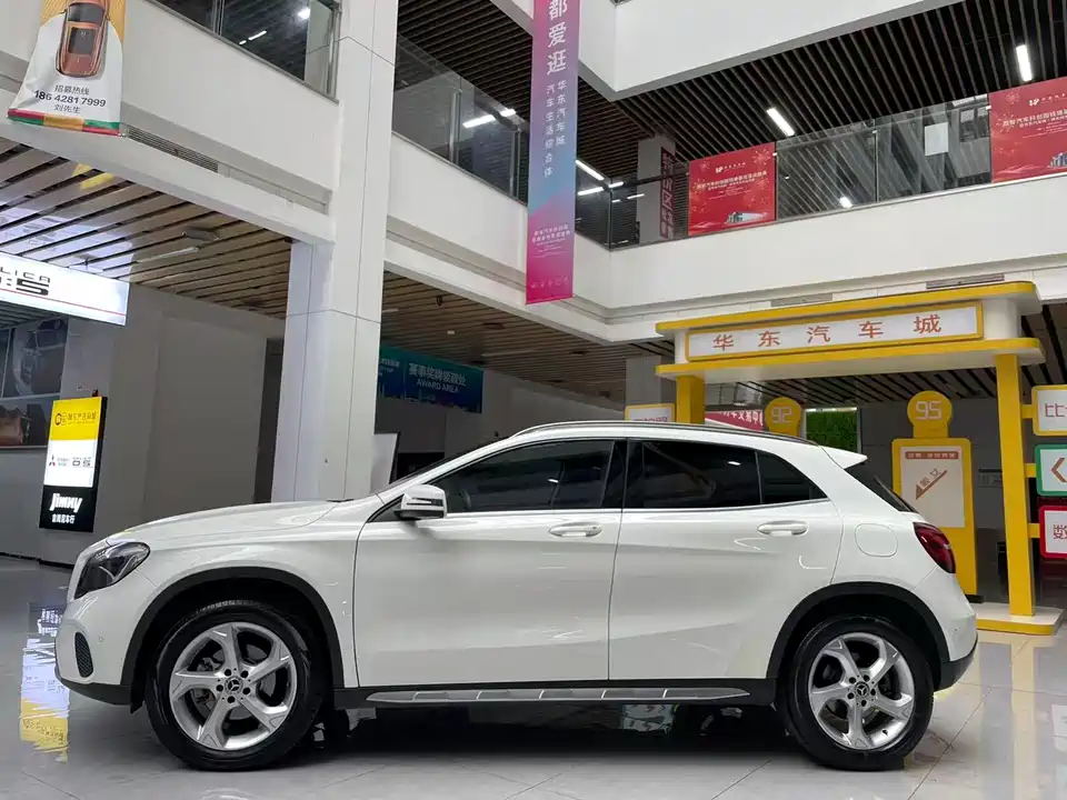 Mercedes-Benz GLA