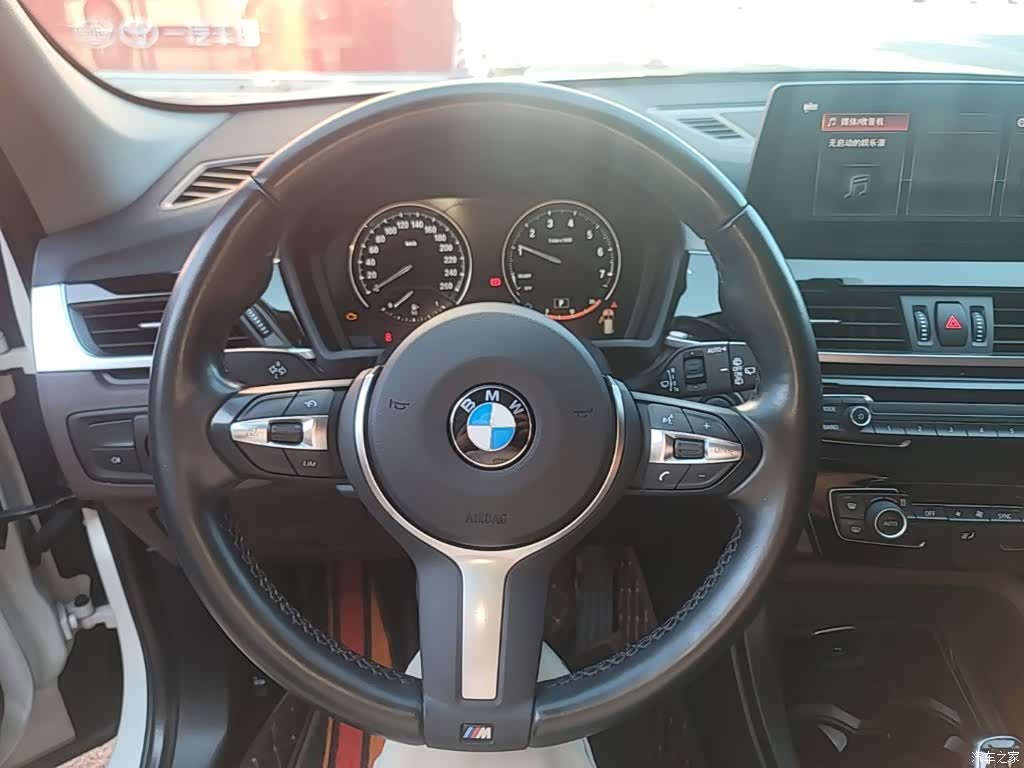 BMW X1, 2021 11