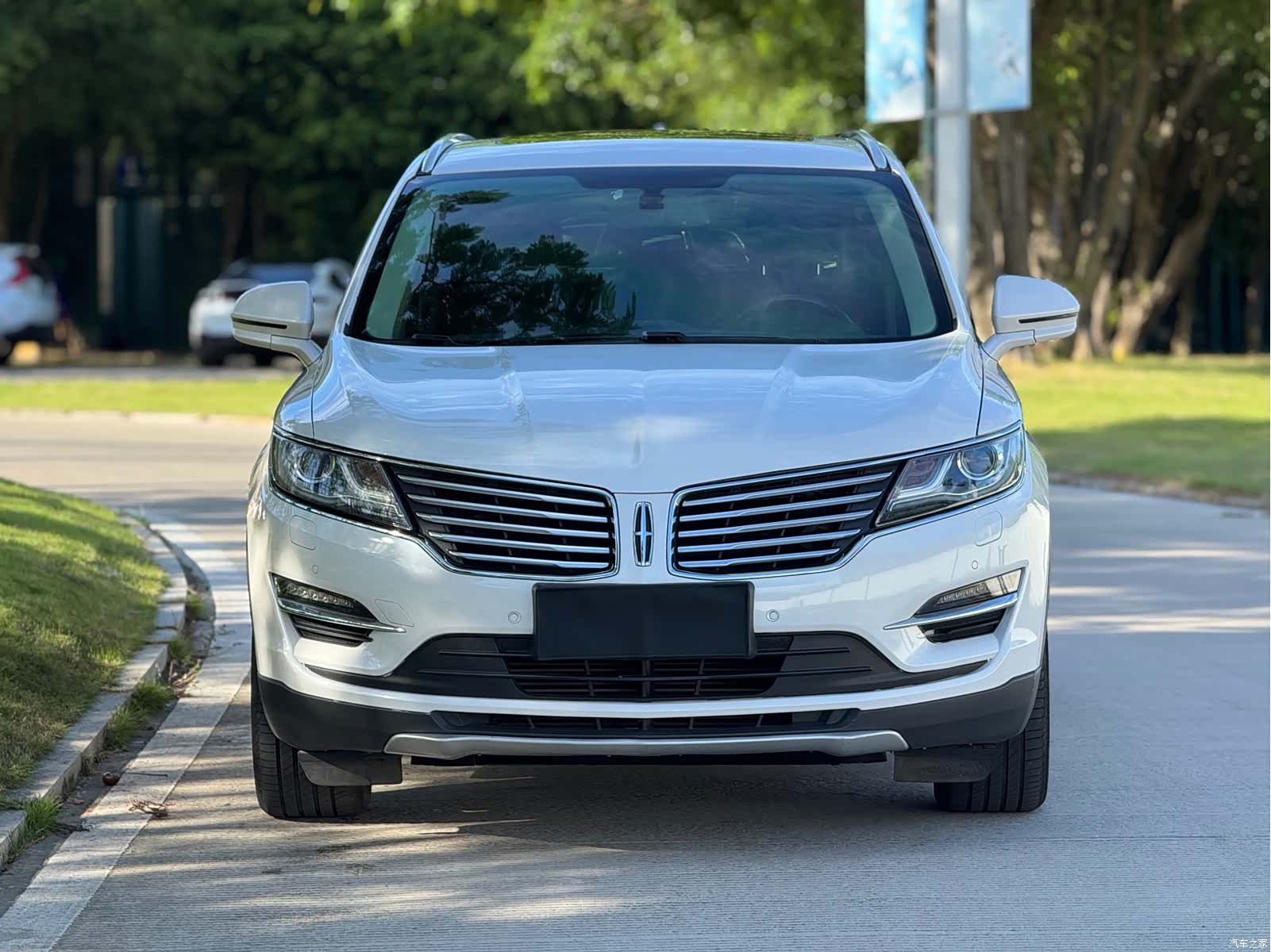 Lincoln MKC, 2018 2