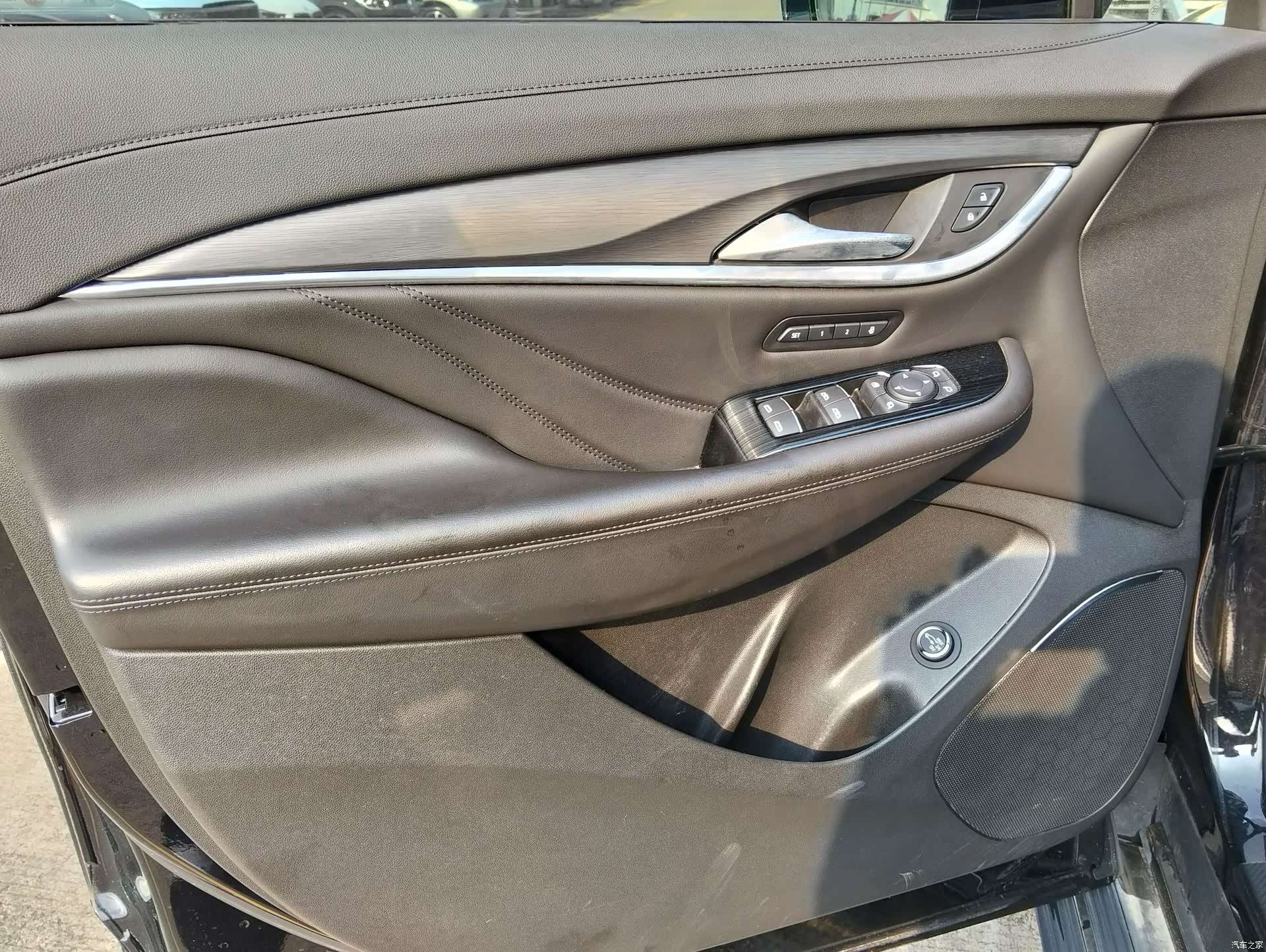 Buick Enclave, 2021 12