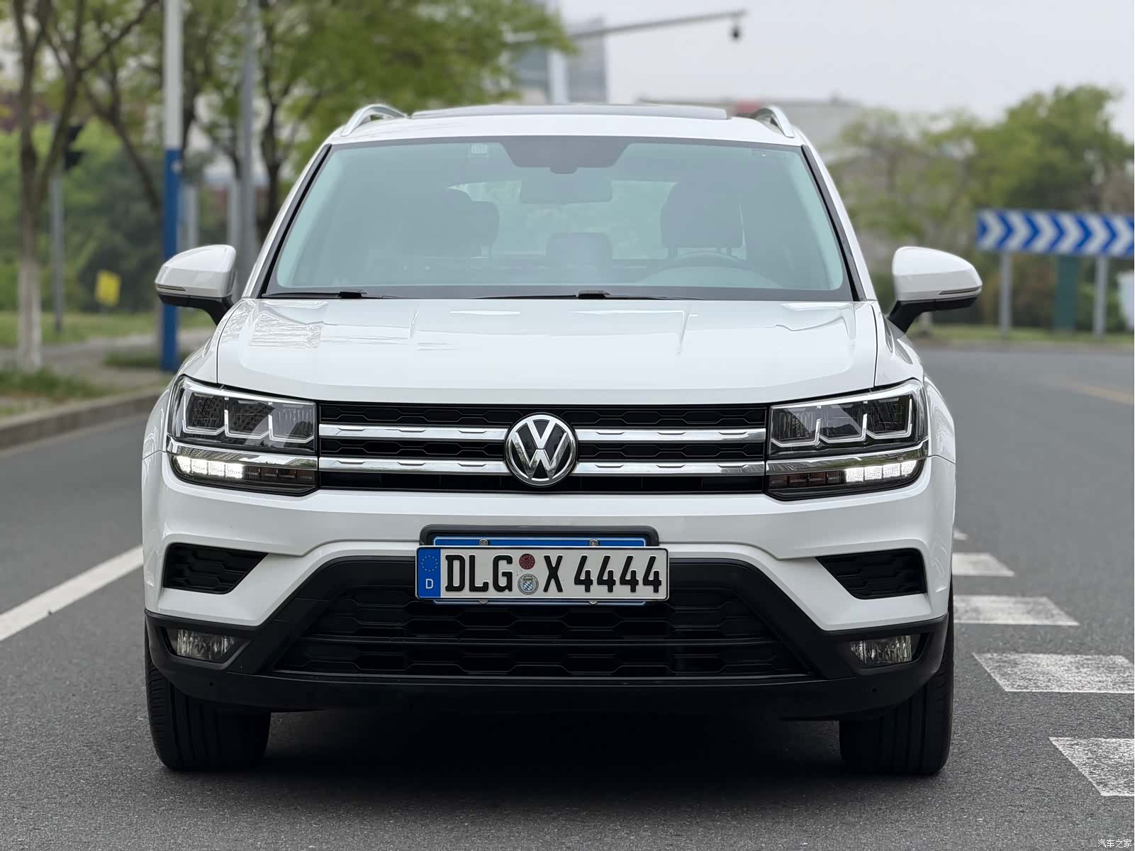 Volkswagen Tharu, 2020 1