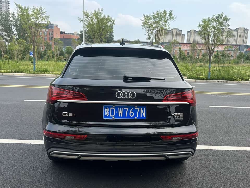 Audi Q5L Audi Q5L