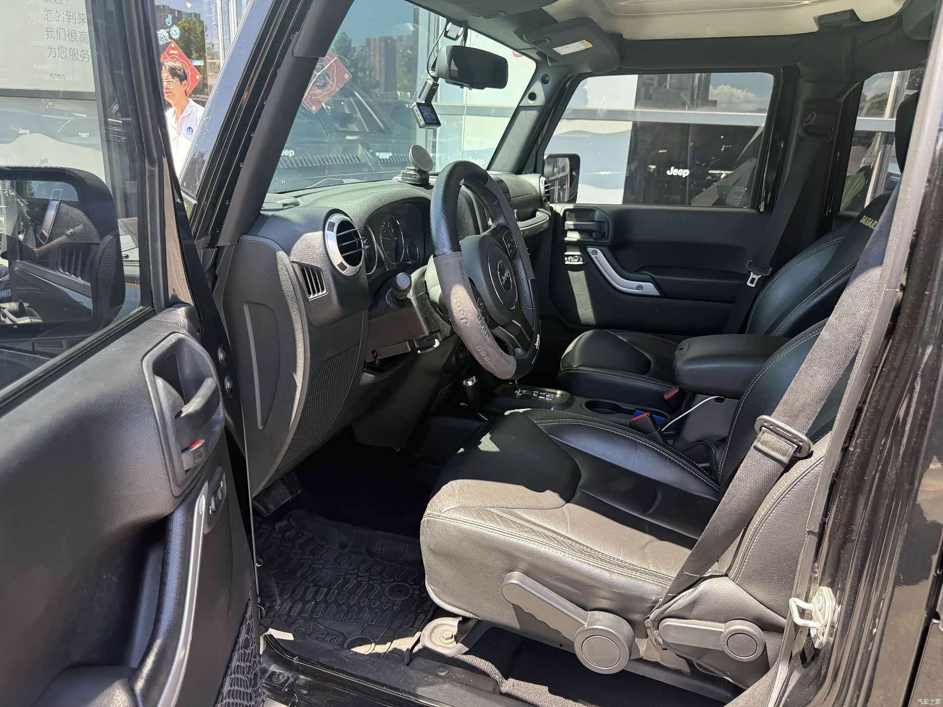 Jeep Wrangler, 2015 7