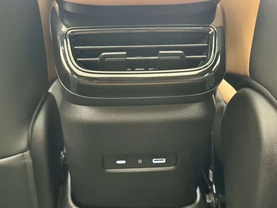 Geely Galaxy Galaxy L7