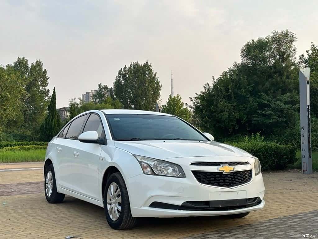 Chevrolet SL, 2015 3