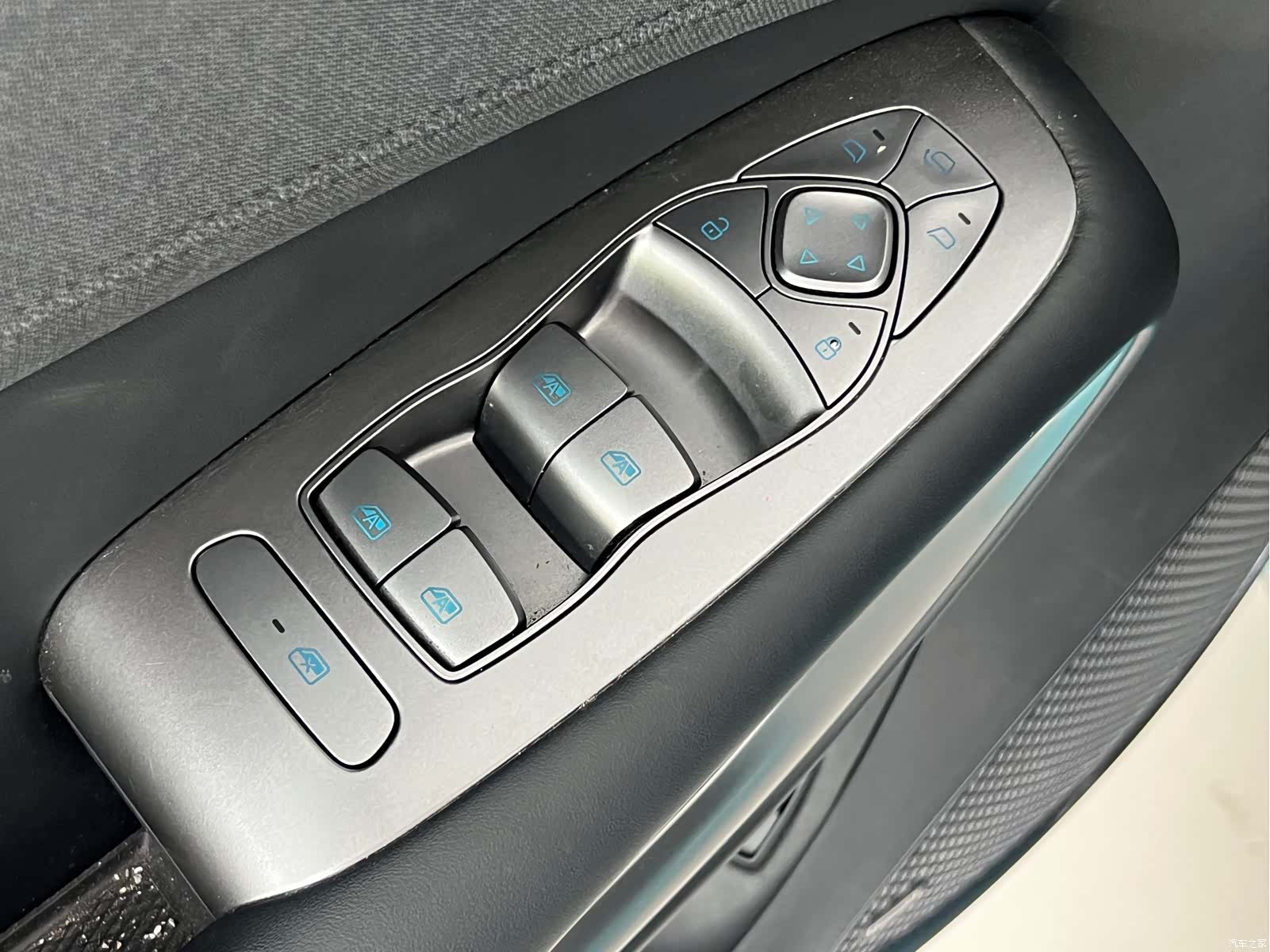 BYD HiAce, 2025 16