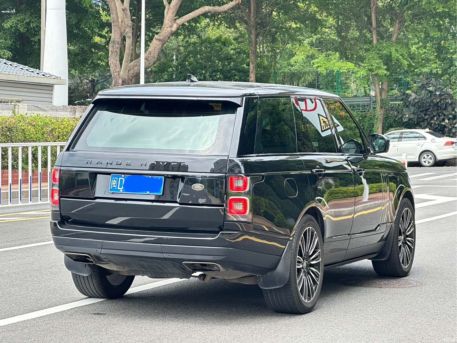 Land Rover Range Rover, 2019 все фото