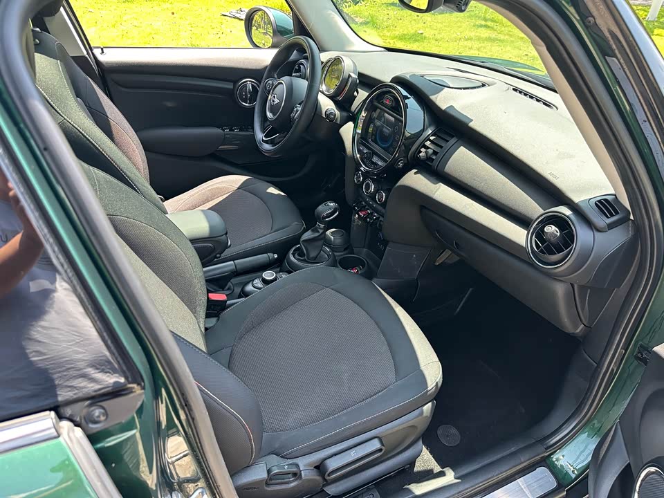 MINI MINI