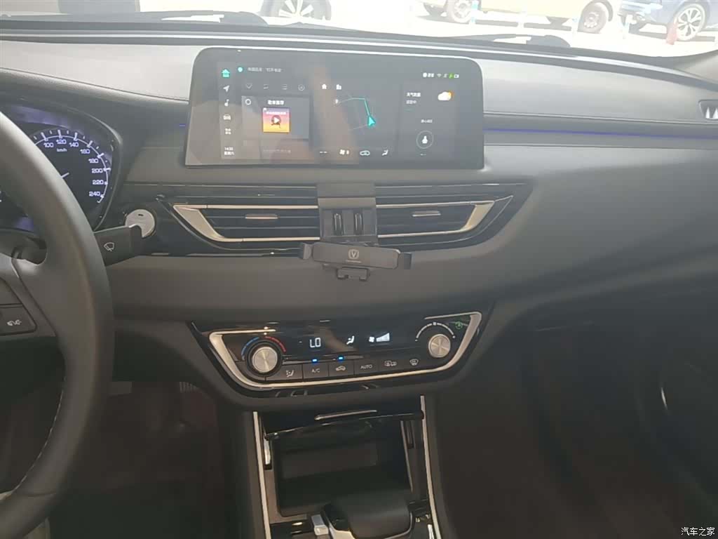 Changan CC, 2022 13