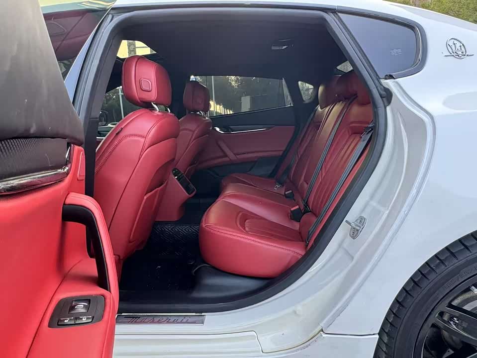 Maserati President