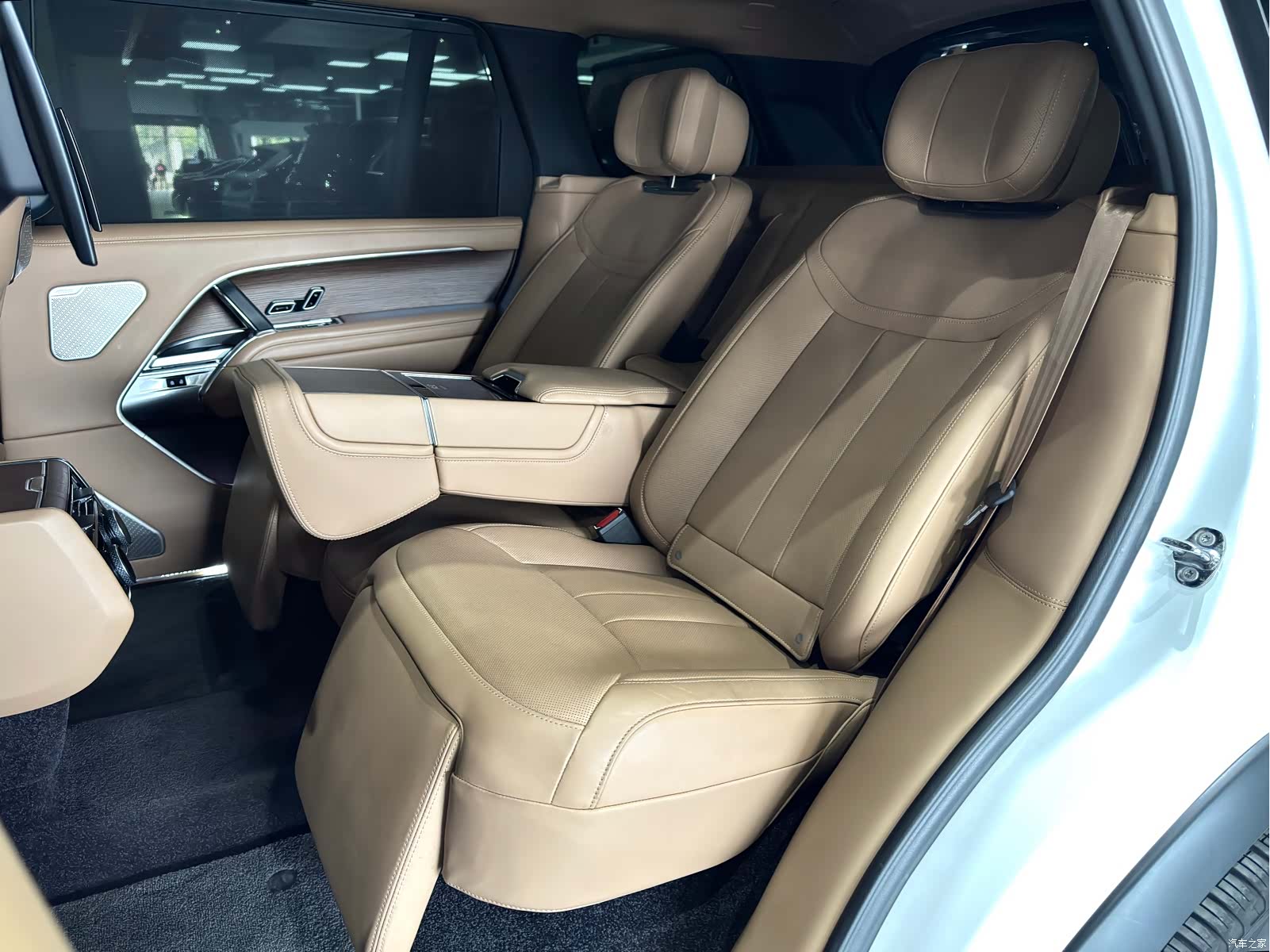 Land Rover Range Rover, 2025 37