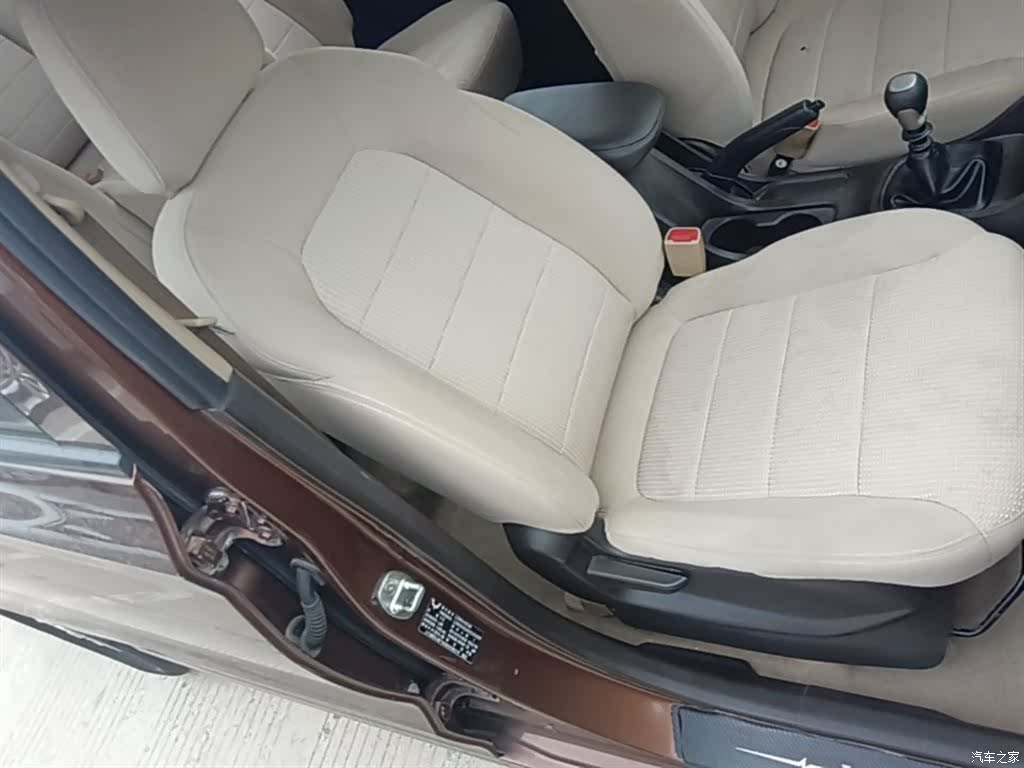 Wuling Hongguang, 2019 25